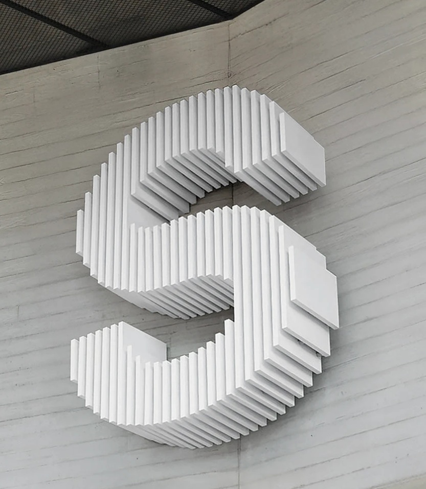 Kurumsal kimlik ve mekan içi tabela